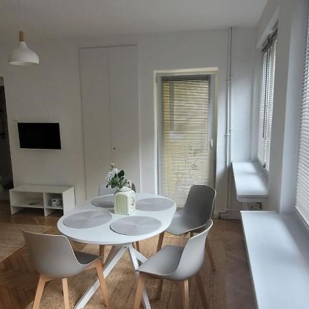 Fitmaison Apartment Ochota Варшава Екстер'єр фото